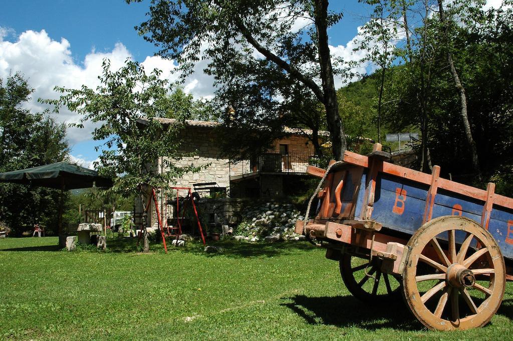 La Mola Maringalli Guest House Cascia Exterior photo
